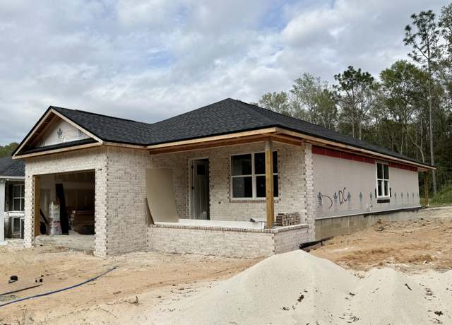 Property at 5155 Lake Dr, Crestview, FL 32539, 3 beds, 2 baths