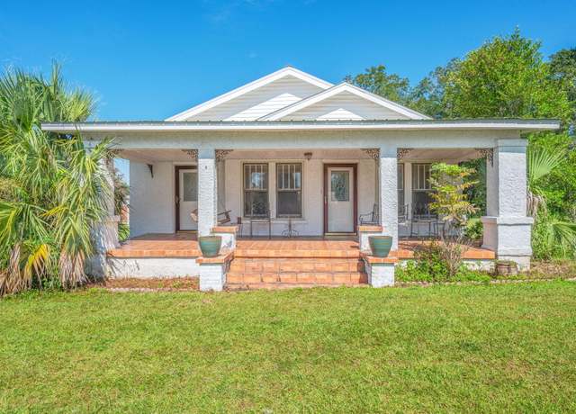 Property at 1321 5th St, Florala, AL 36442, 3 beds, 1 bath