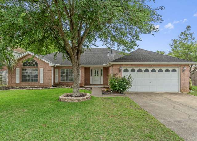 Property at 208 Linda Cv, Fort Walton Beach, FL 32547, 4 beds, 2 baths