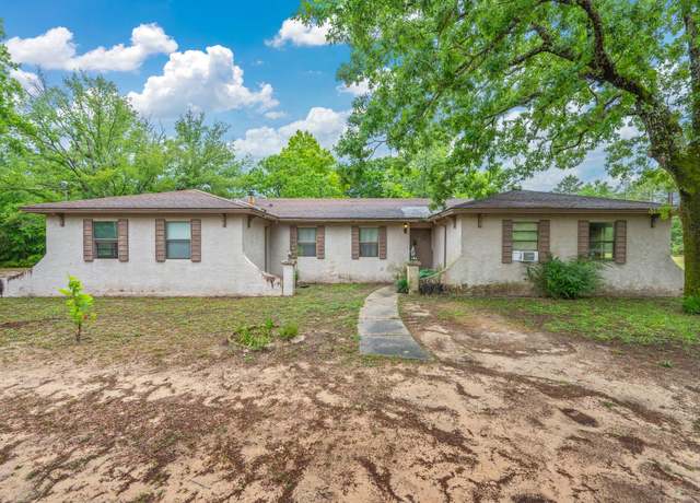 Property at 5407 Kervin Rd, Crestview, FL 32539, 4 beds, 3 baths