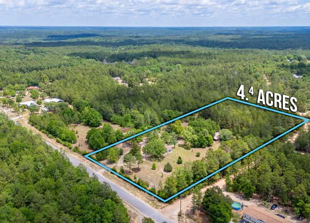 Property at 5407 Kervin Rd, Crestview, FL 32539, 4 beds, 3 baths