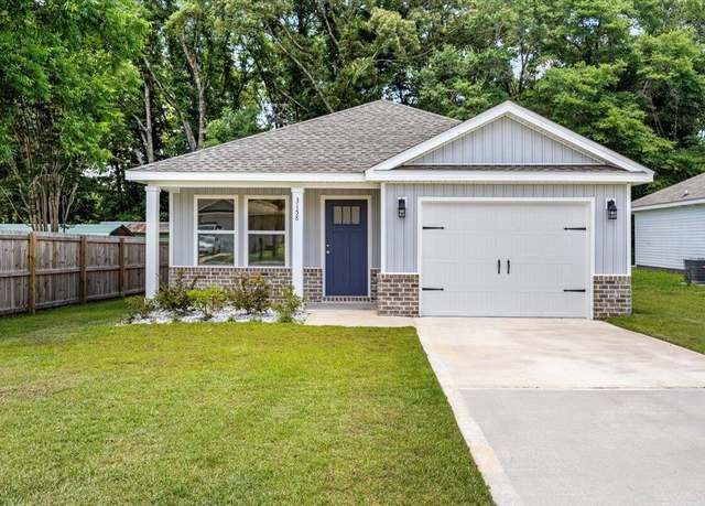 Property at 3158 Chestnut St, Crestview, FL 32539, 3 beds, 2 baths