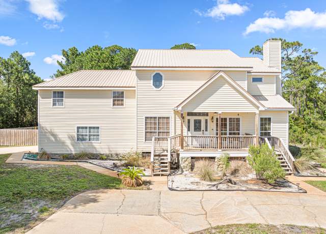 Property at 409 Emerald Ct, Mary Esther, FL 32569, 3 beds, 2.5 baths