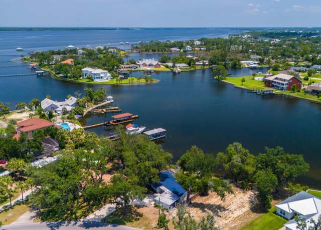 Property at 3713 Shoreline Cir, Panama City, FL 32405