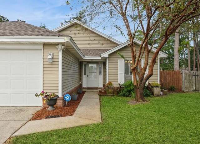 Property at 411 Springate Ct, Mary Esther, FL 32569, 3 beds, 2 baths