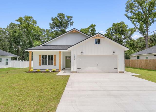 Property at 9525 Link Cir, Pensacola, FL 32514, 3 beds, 2 baths