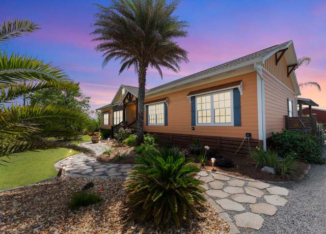 Property at 418 California Dr, Mexico Beach, FL 32456, 3 beds, 2 baths