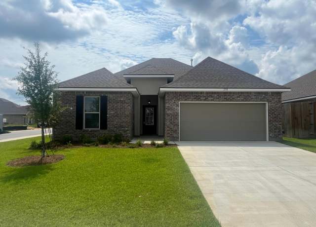 Property at 258 Hydrangea Blvd, Freeport, FL 32439, 3 beds, 2 baths