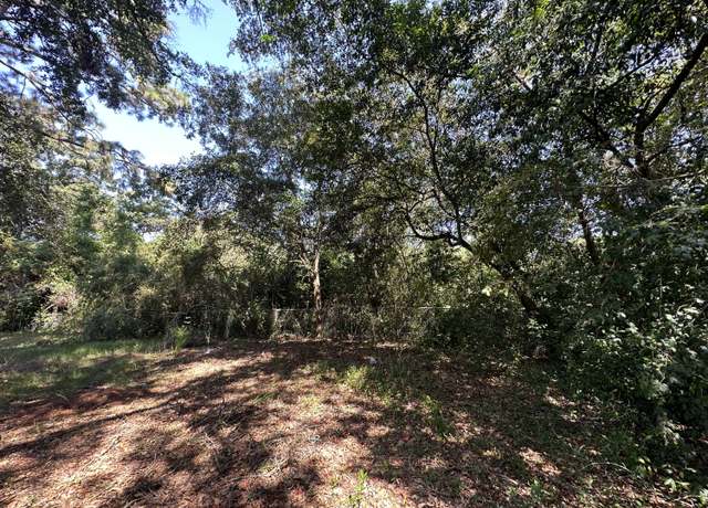 Property at Parcel 1 Ridge Dr, Crestview, FL 32536