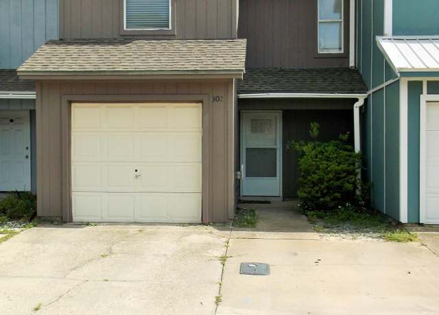 Property at 302 Olympia Ct, Fort Walton Beach, FL 32547, 2 beds, 2.5 baths