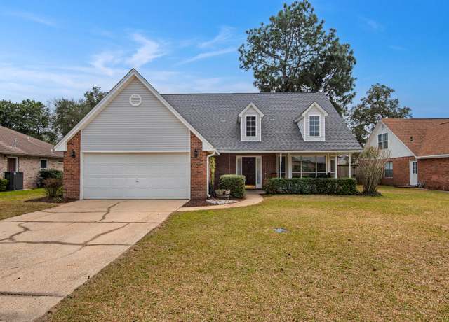 Property at 4554 Knollwood Ln, Niceville, FL 32578, 4 beds, 2.5 baths
