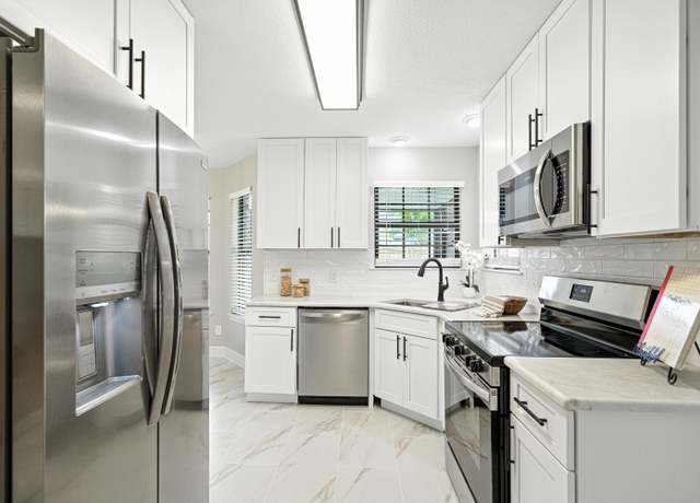 Property at 402 Cedar St, Destin, FL 32541, 3 beds, 2 baths