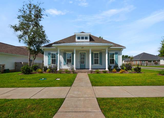 Property at 637 Chamomile Ct, Niceville, FL 32578, 4 beds, 3 baths