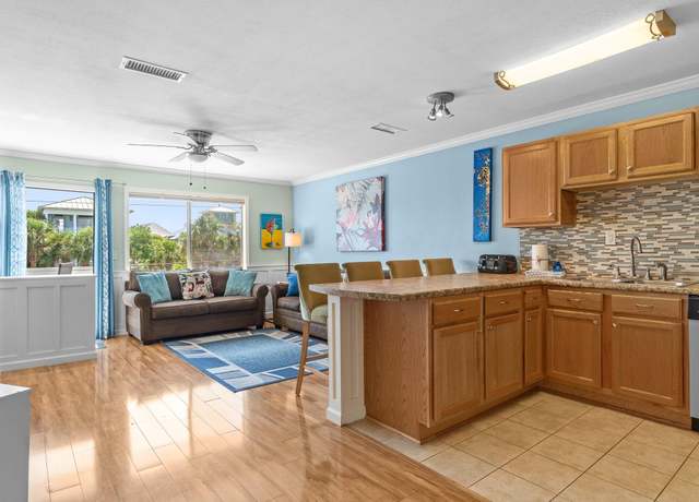 Property at 445 Gulf Shore Dr #206, Destin, FL 32541, 1 bed, 1 bath