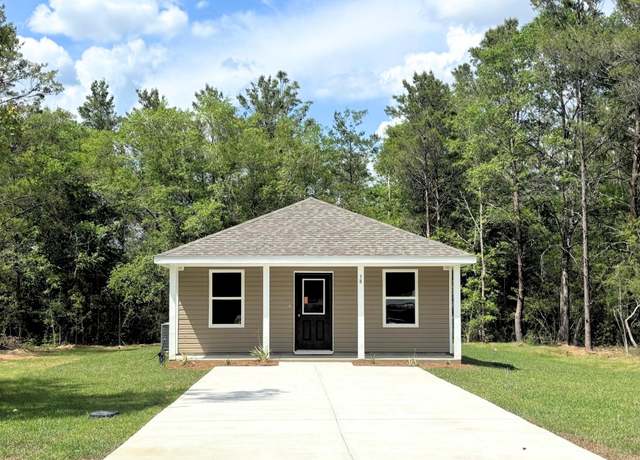 Property at 38 W Crocus Ave, FL 32433, 3 beds, 2 baths