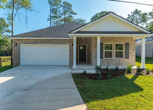 Property at 3200 Oxmore Dr, Crestview, FL 32539, 4 beds, 2 baths