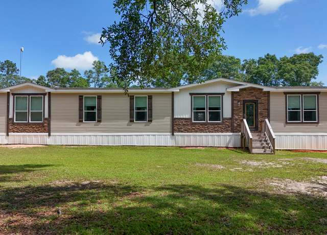 Property at 779 Blue Pond Ln, Ponce De Leon, FL 32455, 3 beds, 2.5 baths