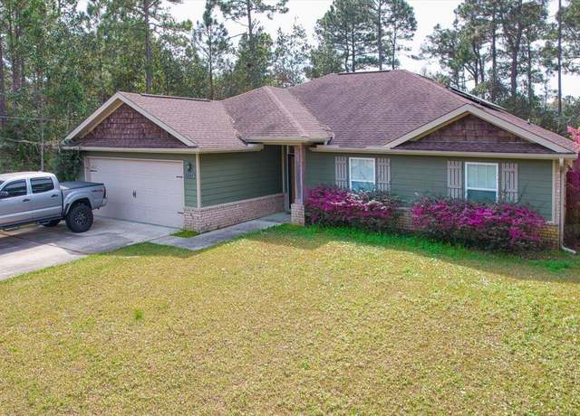 Property at 8247 Tavira St, Navarre, FL 32566, 4 beds, 2 baths