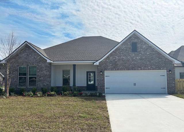 Property at 33 Lumen Loop, Freeport, FL 32439, 4 beds, 2 baths
