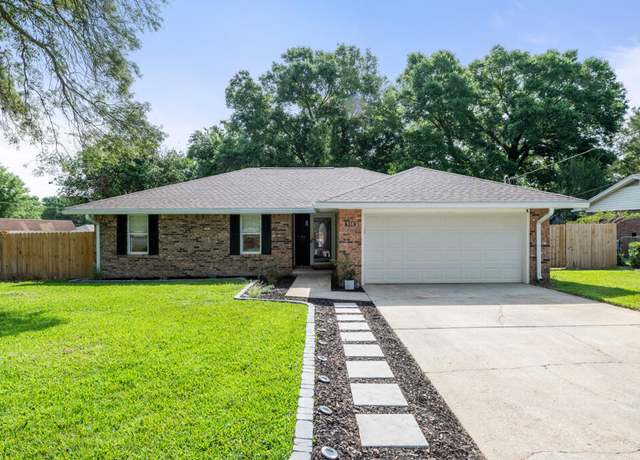 Property at 538 22Nd St, Niceville, FL 32578, 4 beds, 2 baths