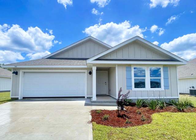 Property at 619 Champ Trl, Crestview, FL 32539, 5 beds, 3 baths