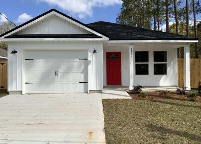 Property at 589 Brock Ave, Crestview, FL 32539, 3 beds, 2 baths