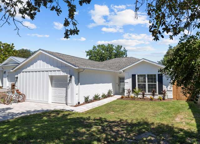 Property at 21516 Dolphin Ave, Panama City Beach, FL 32413, 3 beds, 3 baths