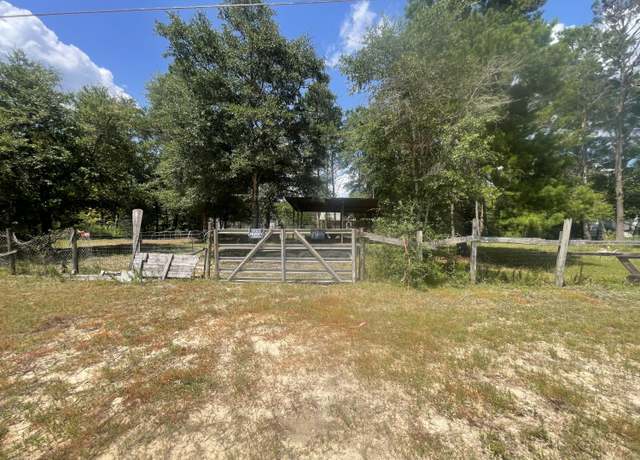 Property at 45 Juniper Ave, FL 32433