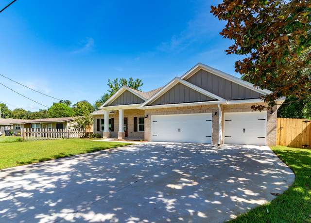 Property at 35 NW Highland Dr, Fort Walton Beach, FL 32548, 5 beds, 3 baths