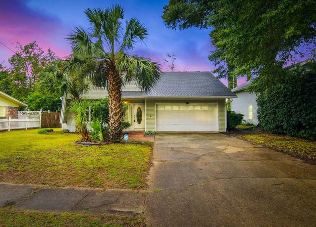 Property at 24 NW Cinderella Ln, Fort Walton Beach, FL 32547, 4 beds, 2.5 baths