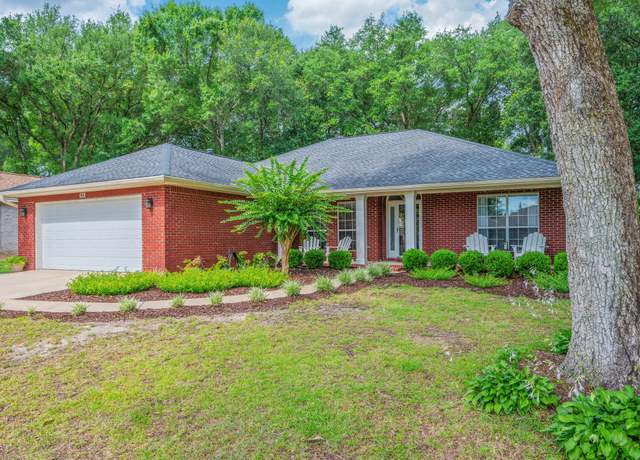 Property at 5808 Hilary St, Crestview, FL 32539, 3 beds, 2 baths