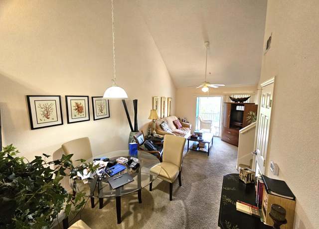 Property at 4274 Calinda Ln Apt 254, Niceville, FL 32578, 2 beds, 2 baths