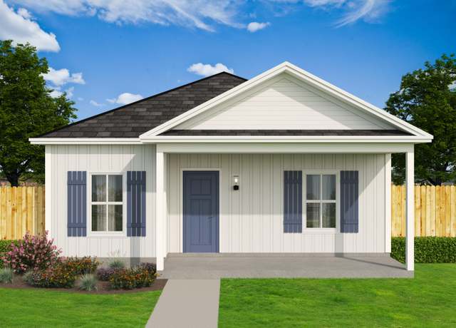 Property at 502 Lee Ave, Crestview, FL 32539, 3 beds, 2 baths