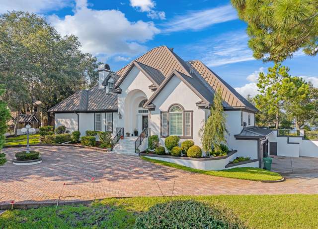 Property at 717 6th St, Destin, FL 32541, 4 beds, 3.5 baths