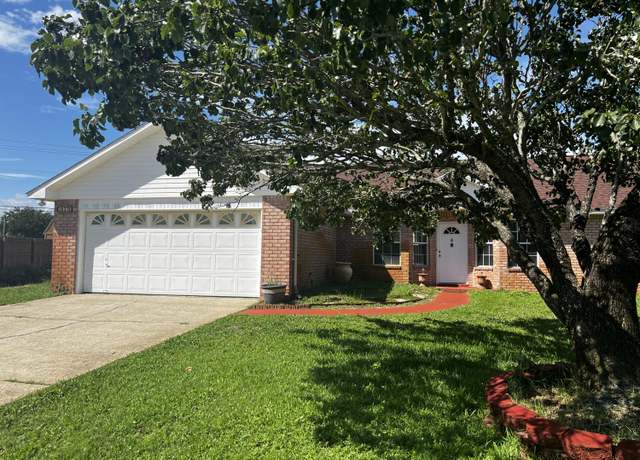 Property at 1937 Jessica Way, Navarre, FL 32566, 3 beds, 2 baths