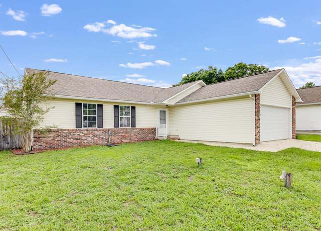 Property at 121 Trenton Ave, Crestview, FL 32539, 3 beds, 2 baths