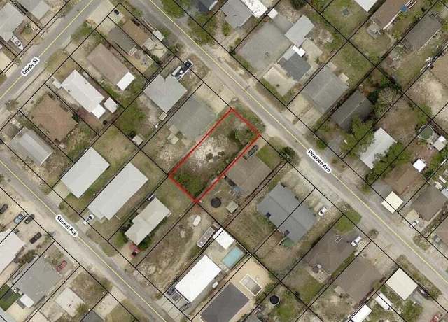 Property at 5927 Pinetree Ave, Panama City Beach, FL 32408