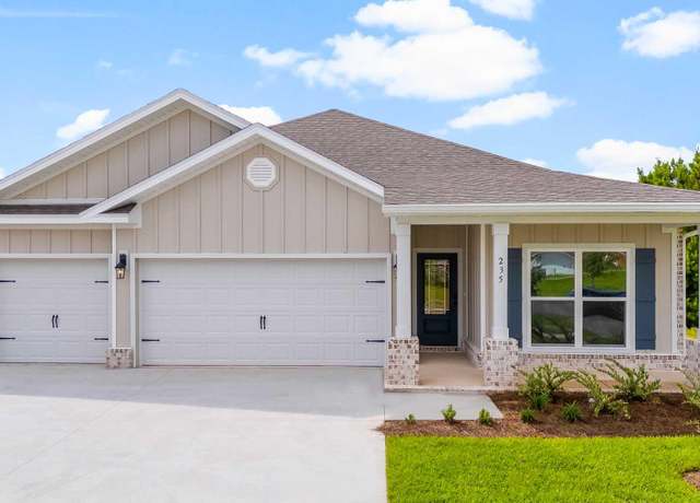 Property at 235 Owls Head Farms Blvd, Freeport, FL 32439, 4 beds, 3 baths