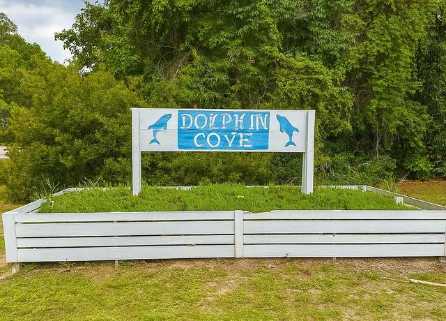 Property at Lot 2 Dolphin Cv, Freeport, FL 32439