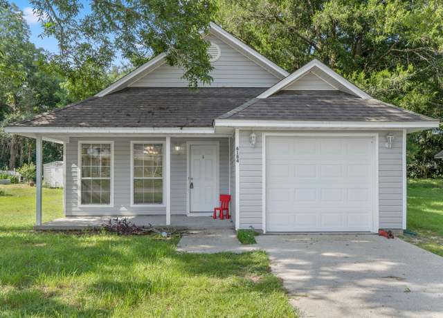 Property at 6184 Green Acres Dr, Pensacola, FL 32526, 3 beds, 2 baths