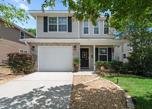 Property at 104 Lear Ct, Crestview, FL 32539, 3 beds, 2.5 baths