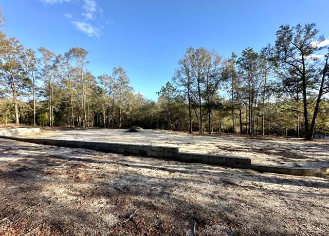 Property at 1909 Hidden Springs Dr, Baker, FL 32531