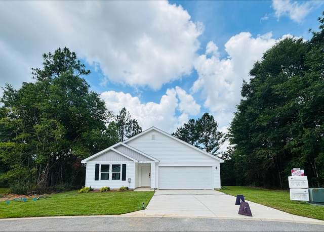 Property at 6004 Hidden Knoll Ct, Crestview, FL 32539, 4 beds, 2 baths