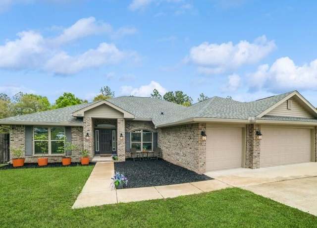 Property at 5749 Marigold Loop, Crestview, FL 32539, 4 beds, 3 baths