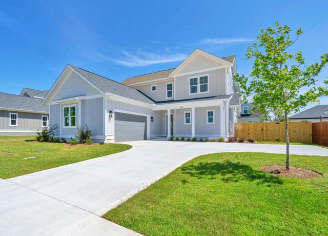 Property at 623 Chamomile Ct, Niceville, FL 32578, 4 beds, 2.5 baths