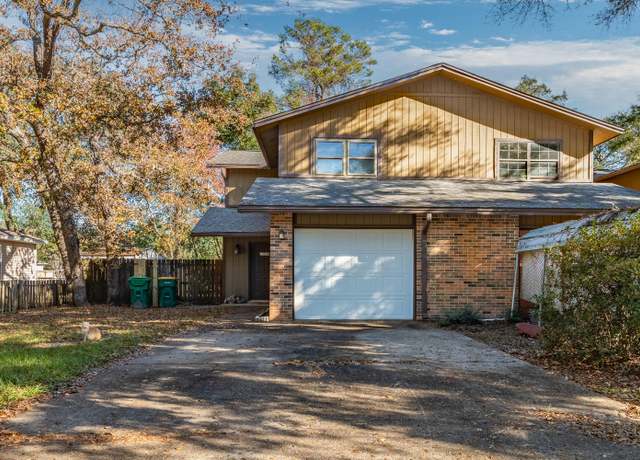 Property at 1009 Gloria Ave Unit B, Fort Walton Beach, FL 32547, 3 beds, 2.5 baths