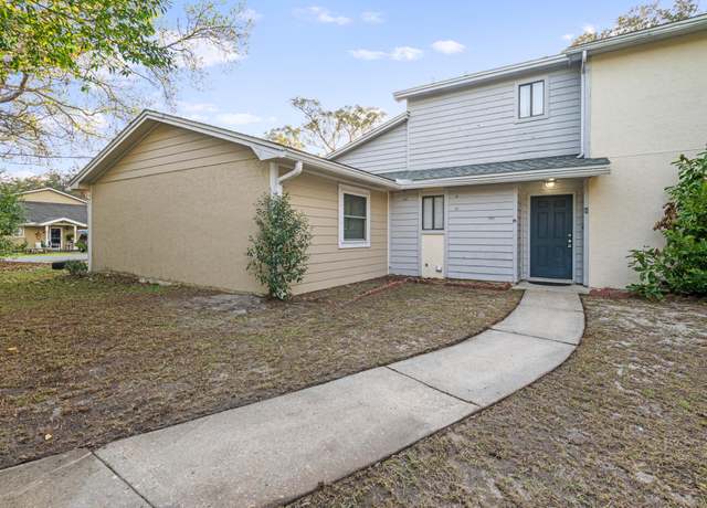 Property at 8 Pine Ridge Trce, Destin, FL 32541, 2 beds, 1.5 baths