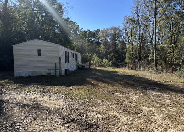 Property at 4510 Dorcas Rd, Crestview, FL 32539, 3 beds, 2 baths