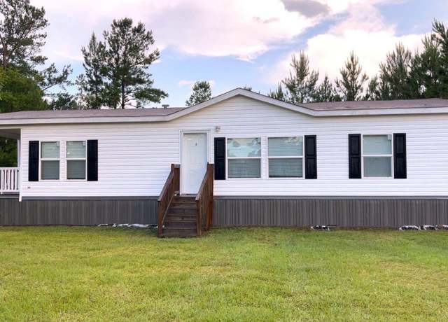 Property at 11136 Silver Lake Rd, Fountain, FL 32438, 3 beds, 2 baths