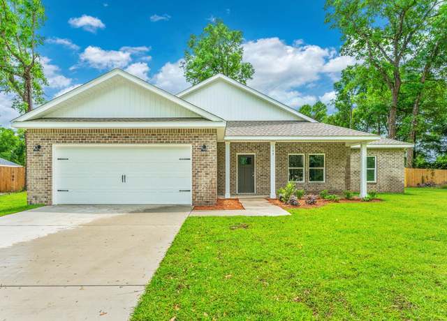 Property at 4003 Happy Trails Rd, Crestview, FL 32539, 4 beds, 2 baths